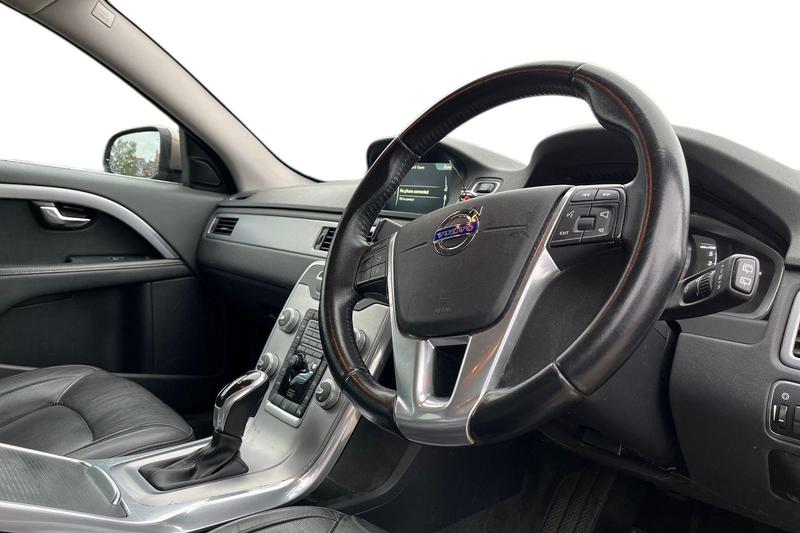 Used Volvo V70 2015 for sale - 76146762: Photo 9