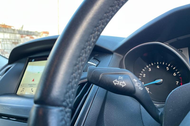 Used Ford Focus 2018 for sale - 76738857: Photo 14