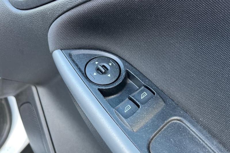 Used Ford Focus 2018 for sale - 76738857: Photo 16