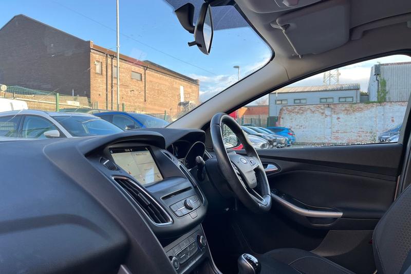 Used Ford Focus 2018 for sale - 76738857: Photo 18