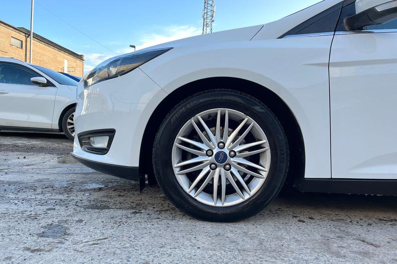 Used Ford Focus 2018 for sale - 76738857: Photo 8