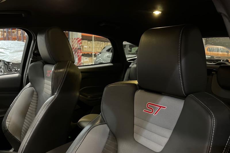 Used Ford Focus 2017 for sale - 76114554: Photo 19