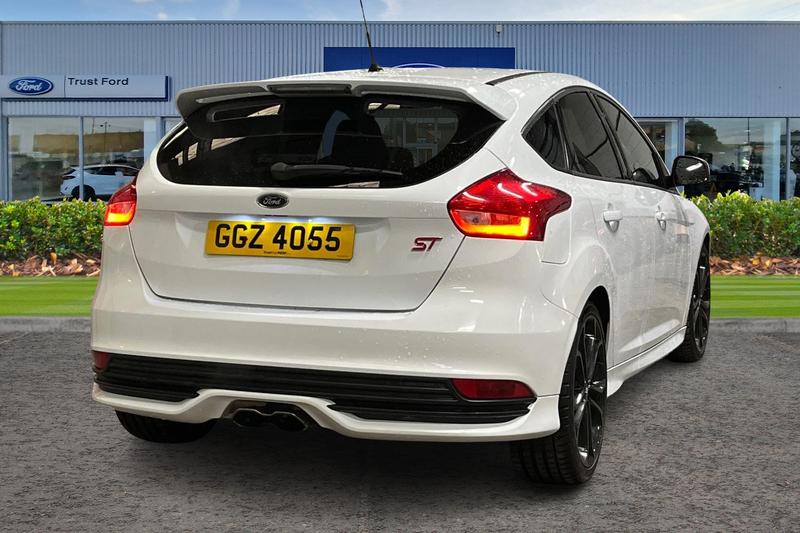 Used Ford Focus 2017 for sale - 76114554: Photo 4