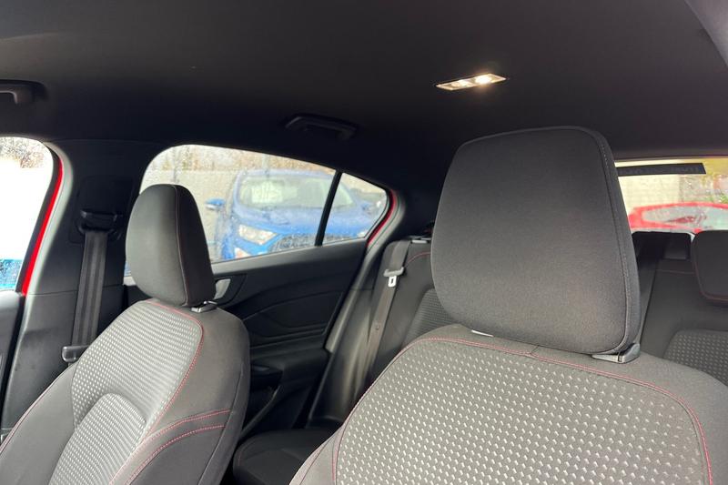 Used Ford Focus 2019 for sale - 76452916: Photo 19