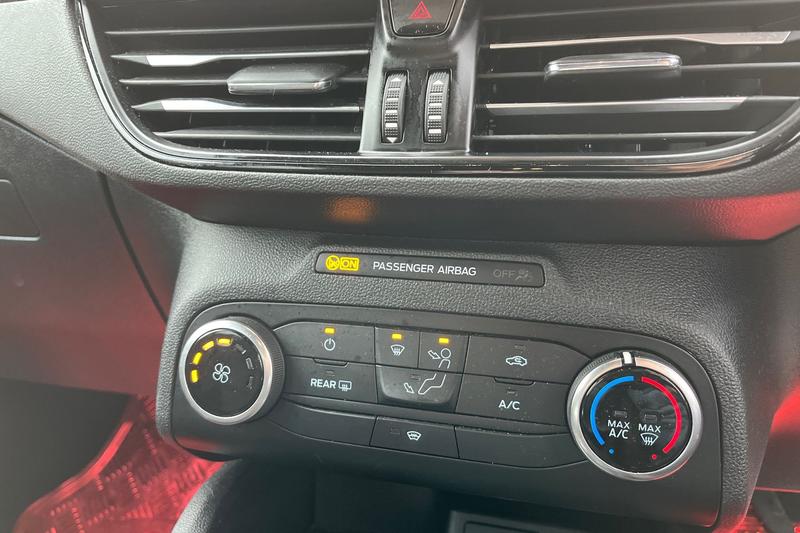 Used Ford Focus 2019 for sale - 76452916: Photo 36