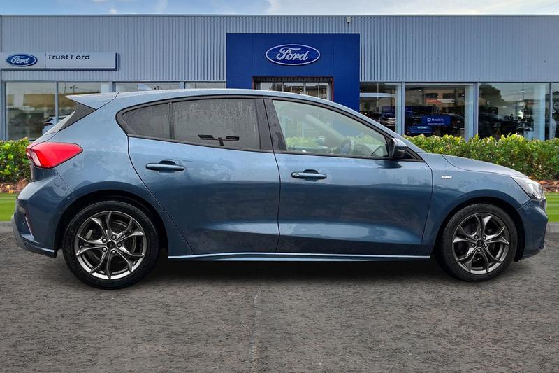 Used Ford Focus 2022 for sale - 77381617: Photo 3