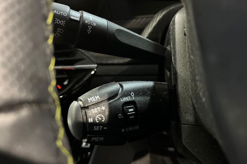 Used Peugeot 2008 2022 for sale - 76918317: Photo 30