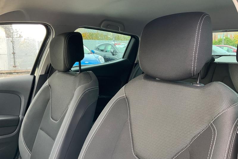 Used Renault Clio 2019 for sale - 76355552: Photo 19