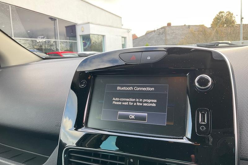 Used Renault Clio 2019 for sale - 76355552: Photo 33