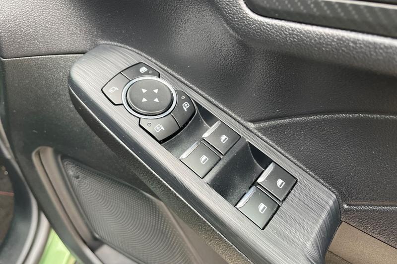 Used Ford Kuga 2025 for sale - 76631449: Photo 16