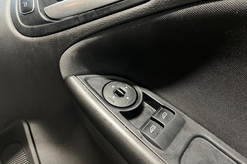 Used Ford Focus 2015 for sale - 77248717: Photo 16