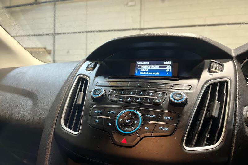 Used Ford Focus 2015 for sale - 77248717: Photo 34