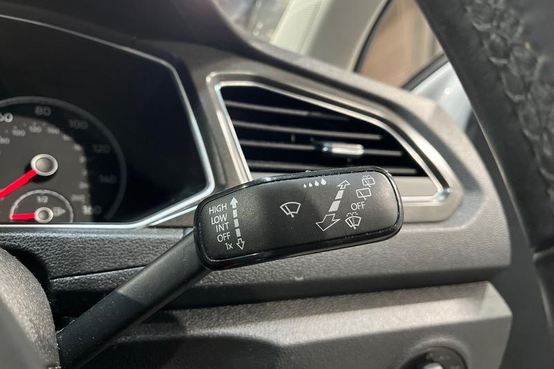 Used Volkswagen T-Roc 2019 for sale - 76302731: Photo 15