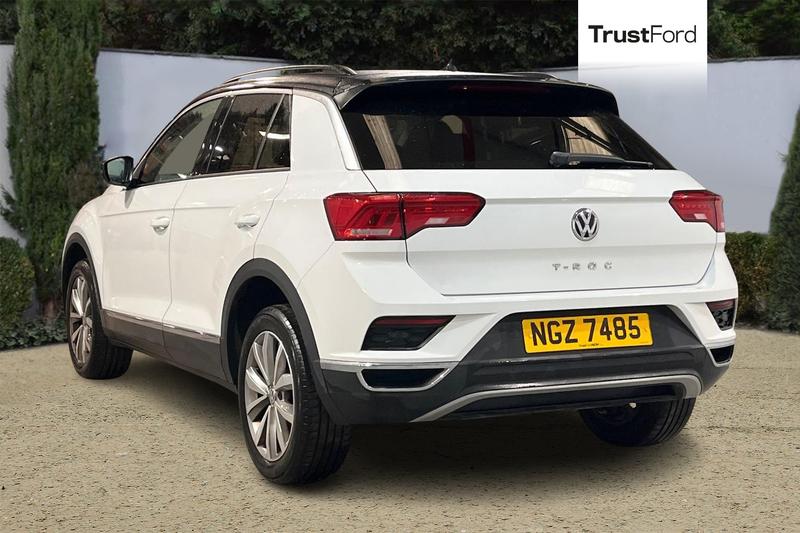 Used Volkswagen T-Roc 2019 for sale - 76302731: Photo 2