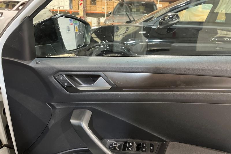 Used Volkswagen T-Roc 2019 for sale - 76302731: Photo 25