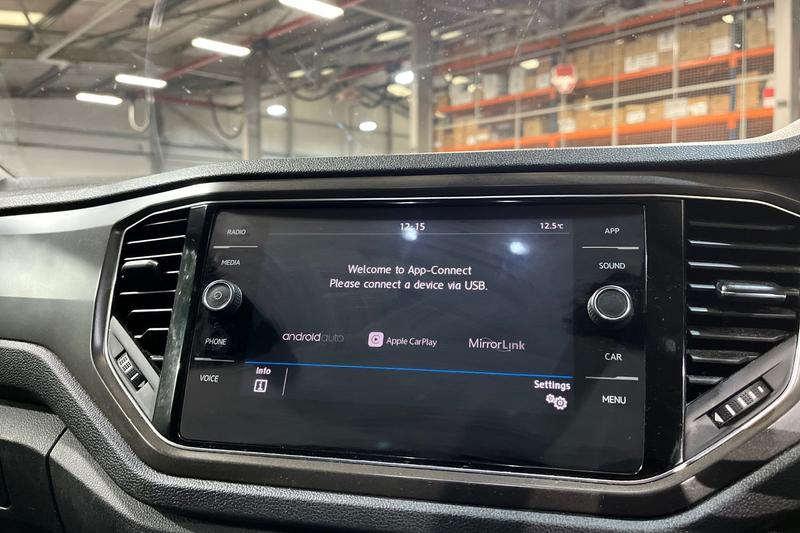 Used Volkswagen T-Roc 2019 for sale - 76302731: Photo 32