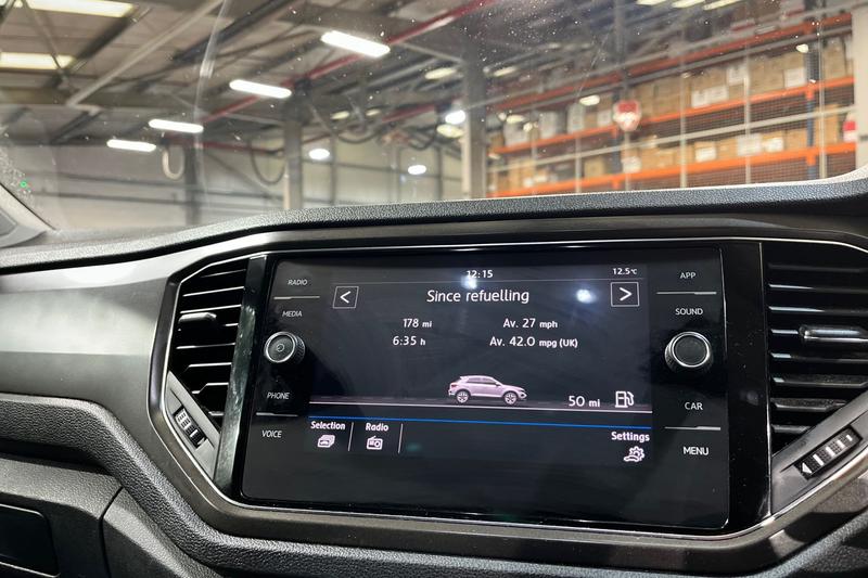 Used Volkswagen T-Roc 2019 for sale - 76302731: Photo 33