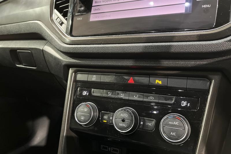 Used Volkswagen T-Roc 2019 for sale - 76302731: Photo 36
