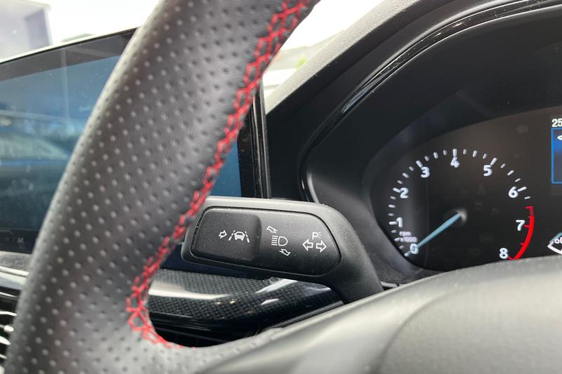 Used Ford Focus 2022 for sale - 76722861: Photo 14