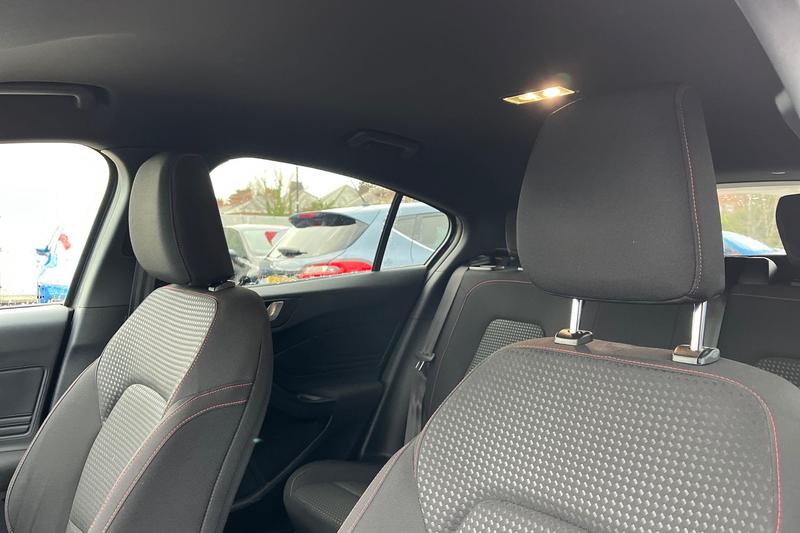 Used Ford Focus 2022 for sale - 76722861: Photo 19