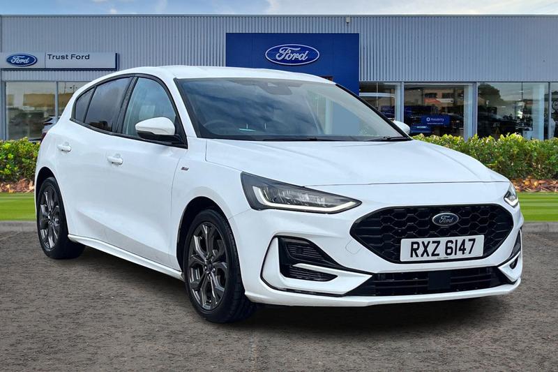 Used Ford Focus 2022 for sale - 76139621: Photo 1