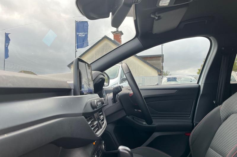 Used Ford Focus 2022 for sale - 76139621: Photo 18