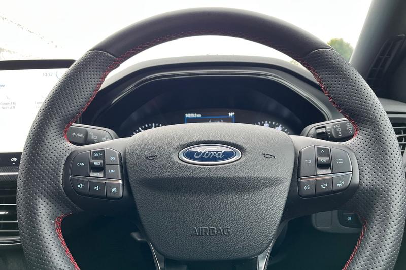 Used Ford Focus 2023 for sale - 76146733: Photo 12