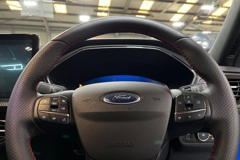 Used Ford Kuga 2025 for sale - 77641421: Photo 12