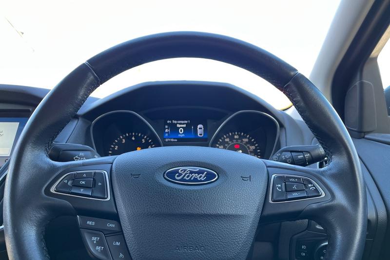 Used Ford Focus 2017 for sale - 76882551: Photo 12