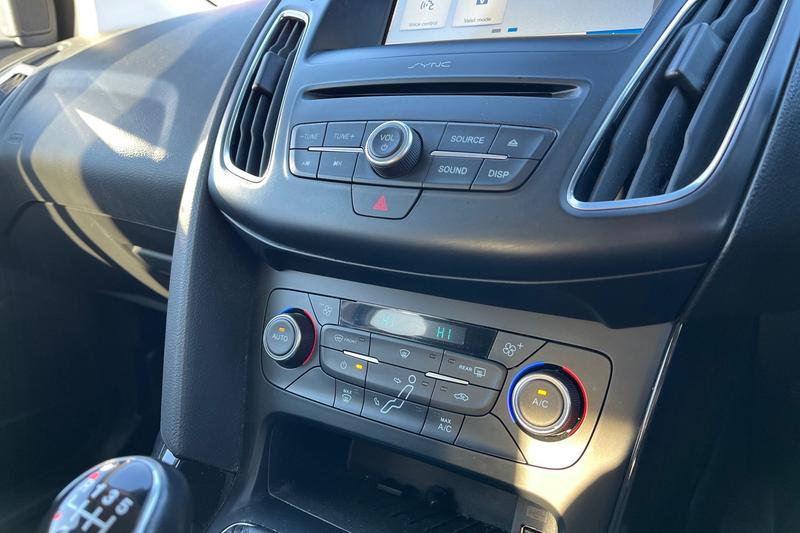 Used Ford Focus 2017 for sale - 76882551: Photo 37