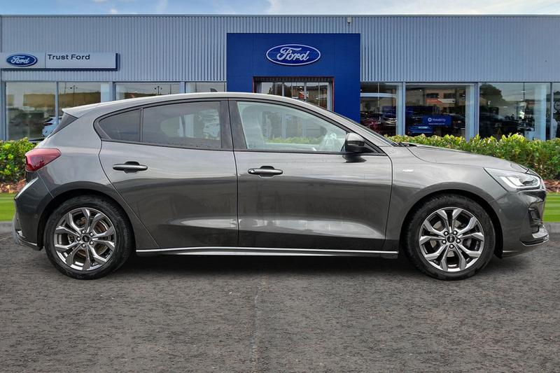 Used Ford Focus 2022 for sale - 77248710: Photo 3