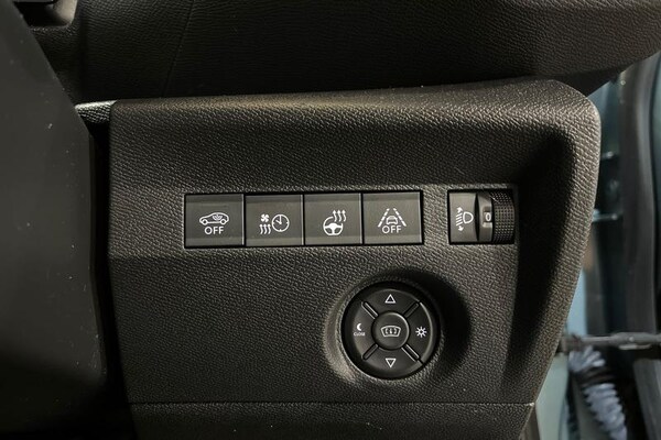 Used Citroen C4 2022 for sale - 76266096: Photo 28