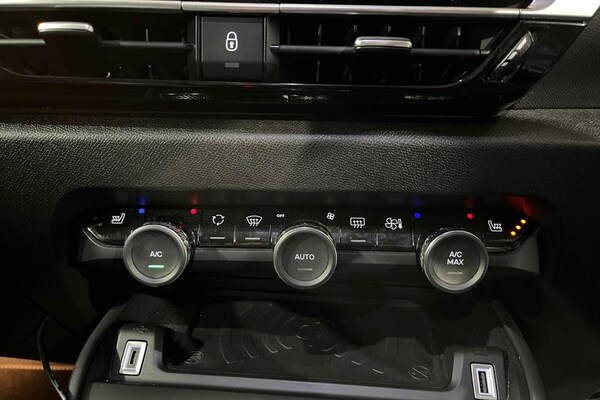 Used Citroen C4 2022 for sale - 76266096: Photo 38