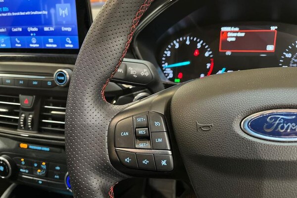Used Ford Focus 2021 for sale - 75644125: Photo 29