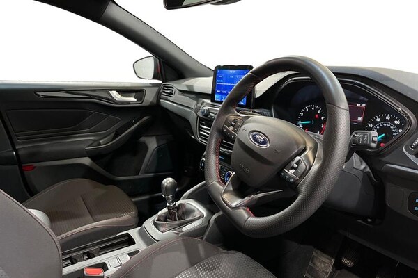 Used Ford Focus 2021 for sale - 75644125: Photo 9
