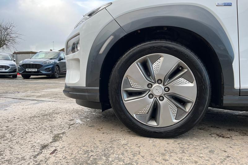 Used Hyundai KONA 2020 for sale - 76895434: Photo 8