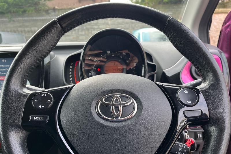 Used Toyota AYGO 2018 for sale - 77901120: Photo 12