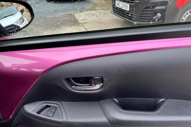 Used Toyota AYGO 2018 for sale - 77901120: Photo 24