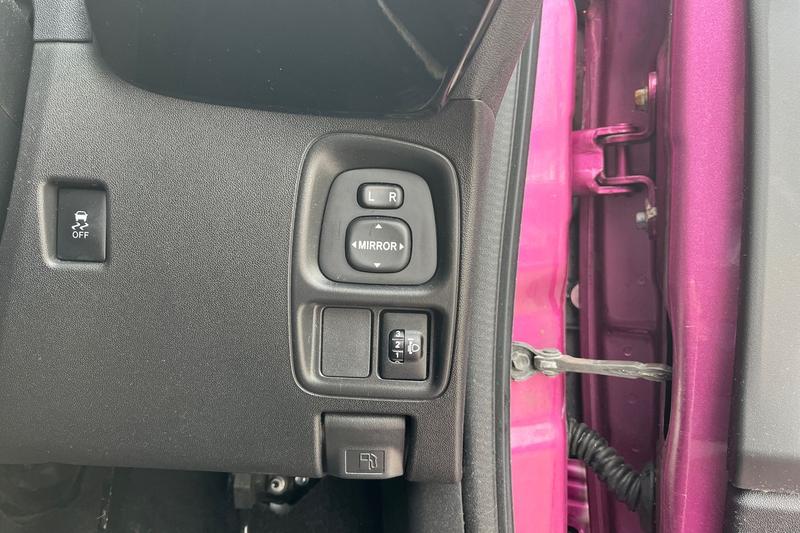 Used Toyota AYGO 2018 for sale - 77901120: Photo 25