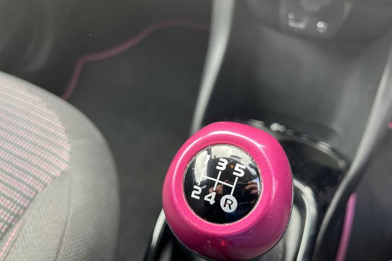 Used Toyota AYGO 2018 for sale - 77901120: Photo 39