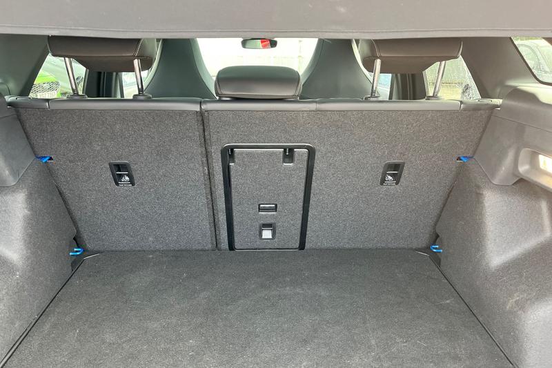 Used Ford Explorer 2024 for sale - 76234789: Photo 21