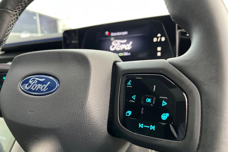 Used Ford Explorer 2024 for sale - 76234789: Photo 28