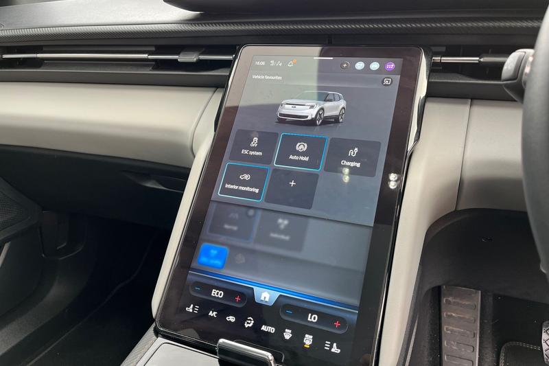 Used Ford Explorer 2024 for sale - 76234789: Photo 33