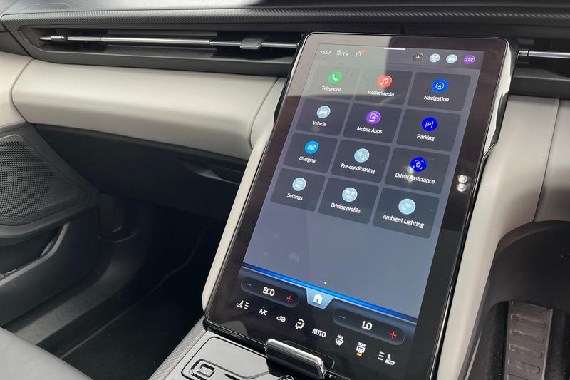 Used Ford Explorer 2024 for sale - 76234789: Photo 35