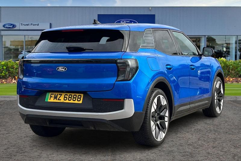 Used Ford Explorer 2024 for sale - 76234789: Photo 4