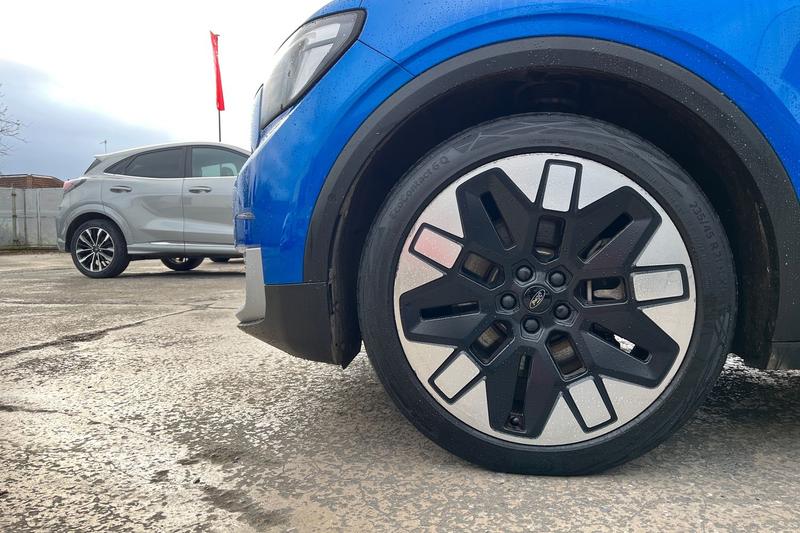 Used Ford Explorer 2024 for sale - 76234789: Photo 8