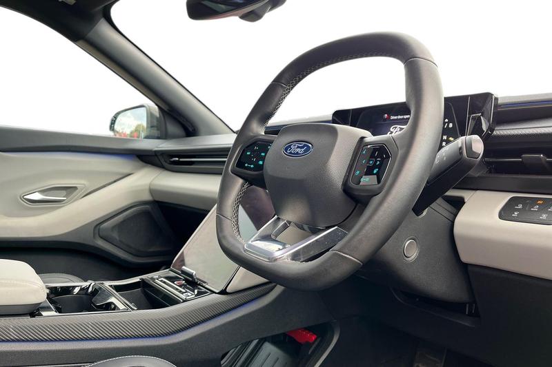 Used Ford Explorer 2024 for sale - 76234789: Photo 9