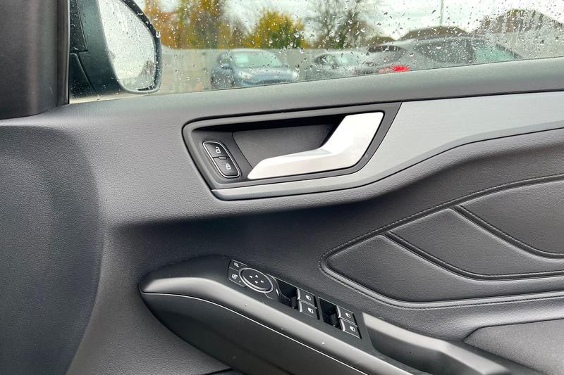 Used Ford Focus 2020 for sale - 76467746: Photo 25