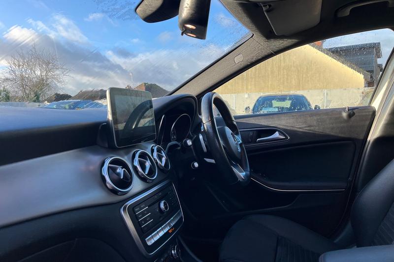 Used Mercedes-Benz GLA 2017 for sale - 76908836: Photo 18