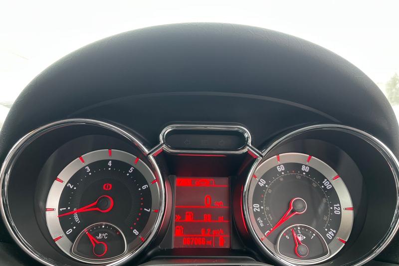 Used Vauxhall ADAM 2015 for sale - 77819844: Photo 13